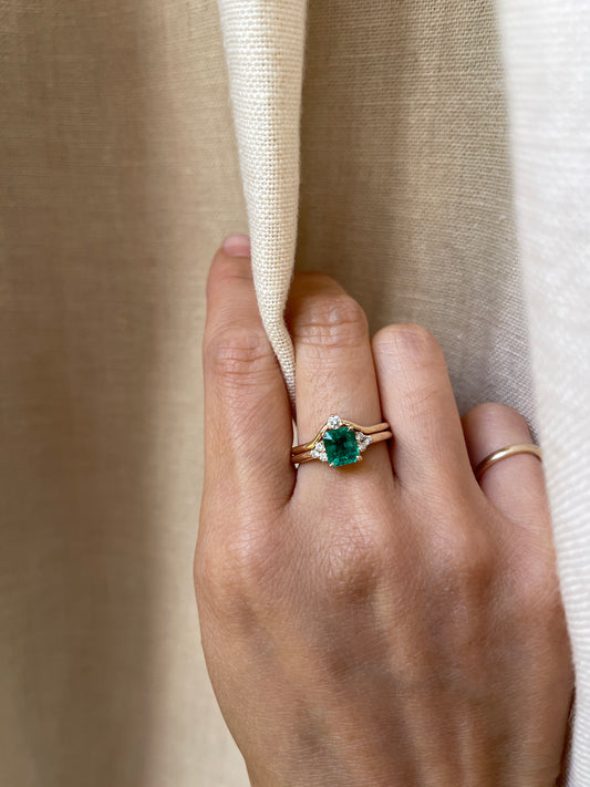 18K Emerald Diamond Ring Set